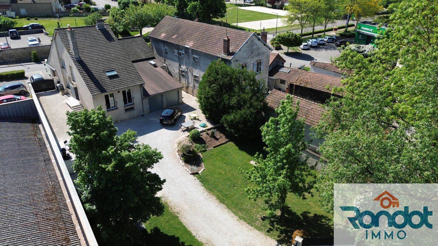 Maison 5 pièces 130 m² · à Marcilly-sur-Tille · 130 m² · 280 000 €