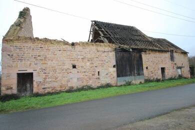 Mas à vendre 44 000 € 1 pièce 1 chambre 300 m² 24 947 m² de terrain Vallon-en-Sully 03190