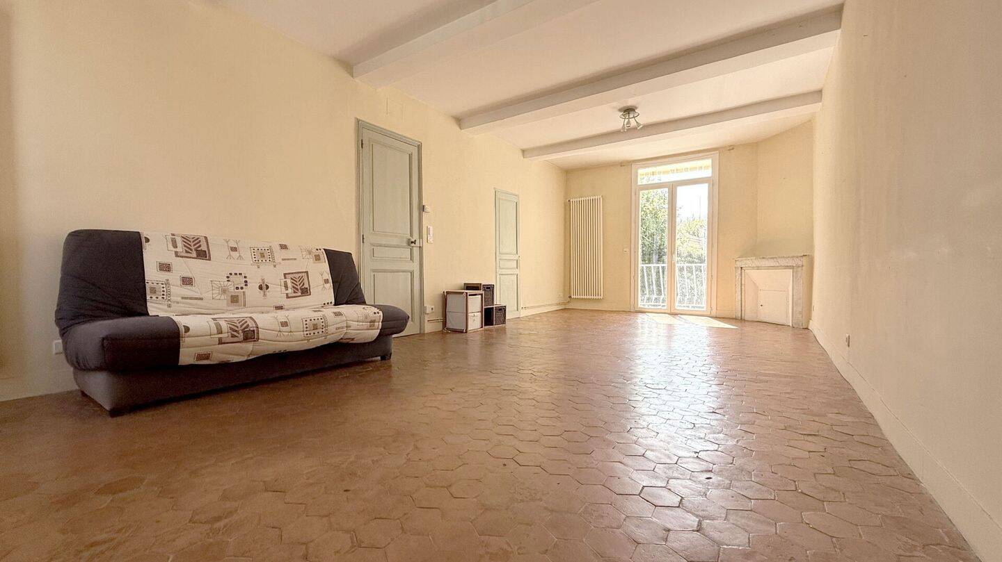 Appartement 3 pièces 73 m² · à Aix-en-Provence · 73 m² · 1 200 €/mois