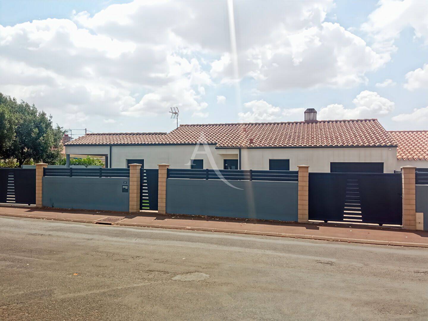 Maison 3 pièces 100 m² · à Challans · 99,7 m² · 1 020 €