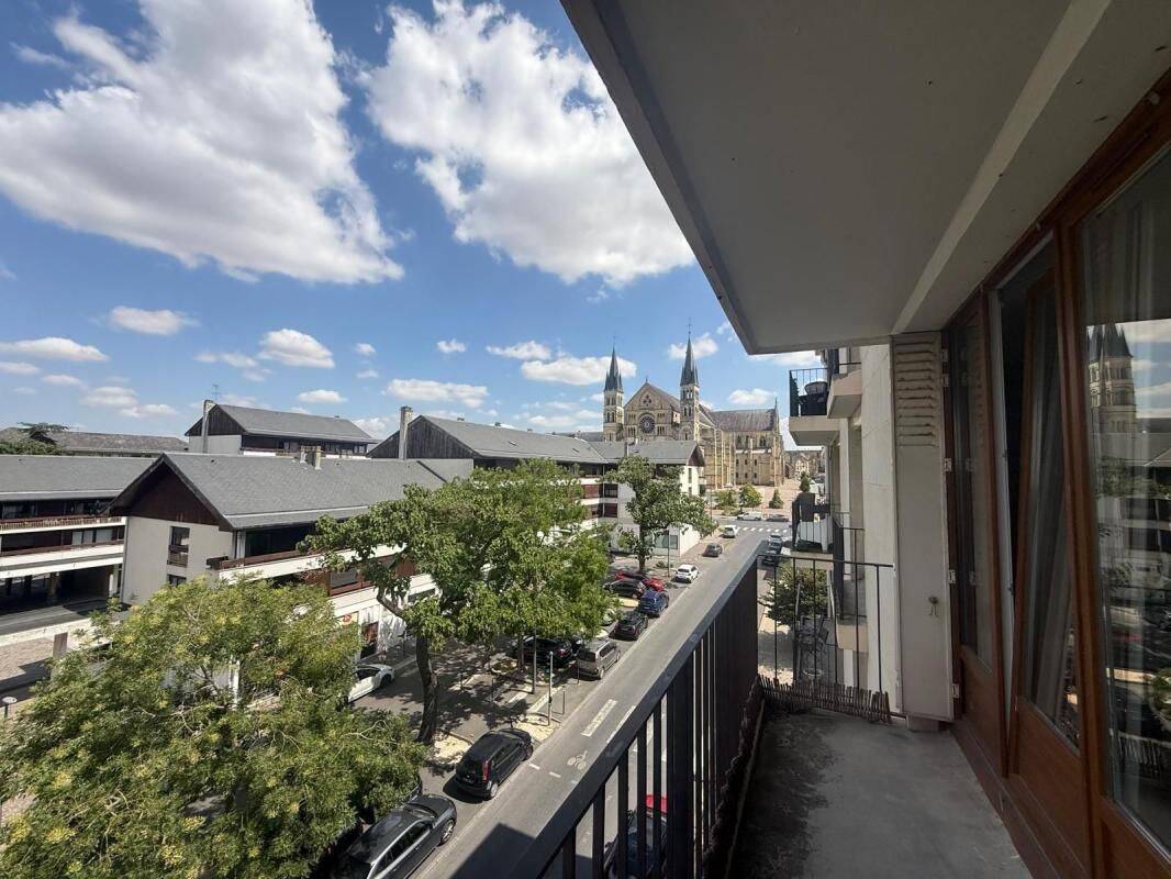 Appartement 4 pièces 66 m² · à Reims · 66,2 m² · 854 €