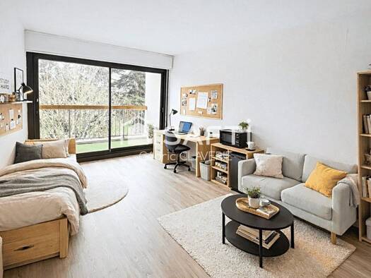 Appartement à vendre 122 000 € 1 pièce 31 m² Étage 3/3 Plume la Poule-Pacaris Talence 33400