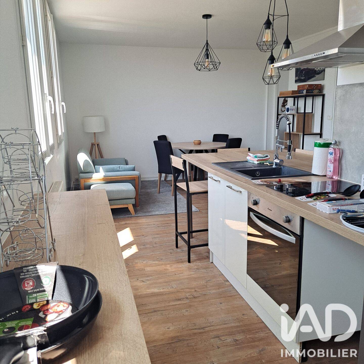 4 pièces 63 m² · à La Rochelle · 63 m² · 380 €