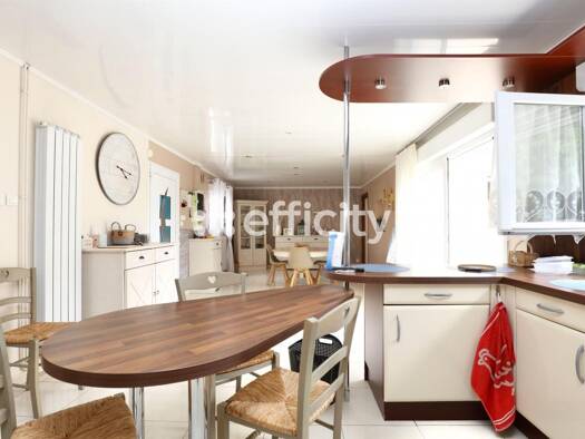 Maison de plain-pied à vendre 240 000 € 4 pièces 2 chambres 130 m² 673 m² de terrain Itancourt 02240