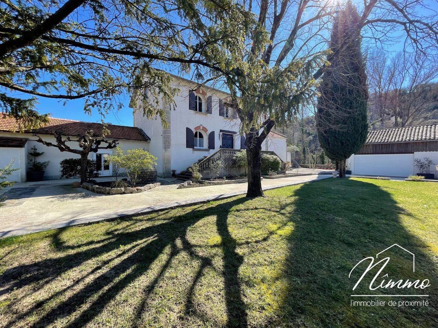 Maison 6 pièces 203 m² · à Sauve · 203 m² · 520 000 €
