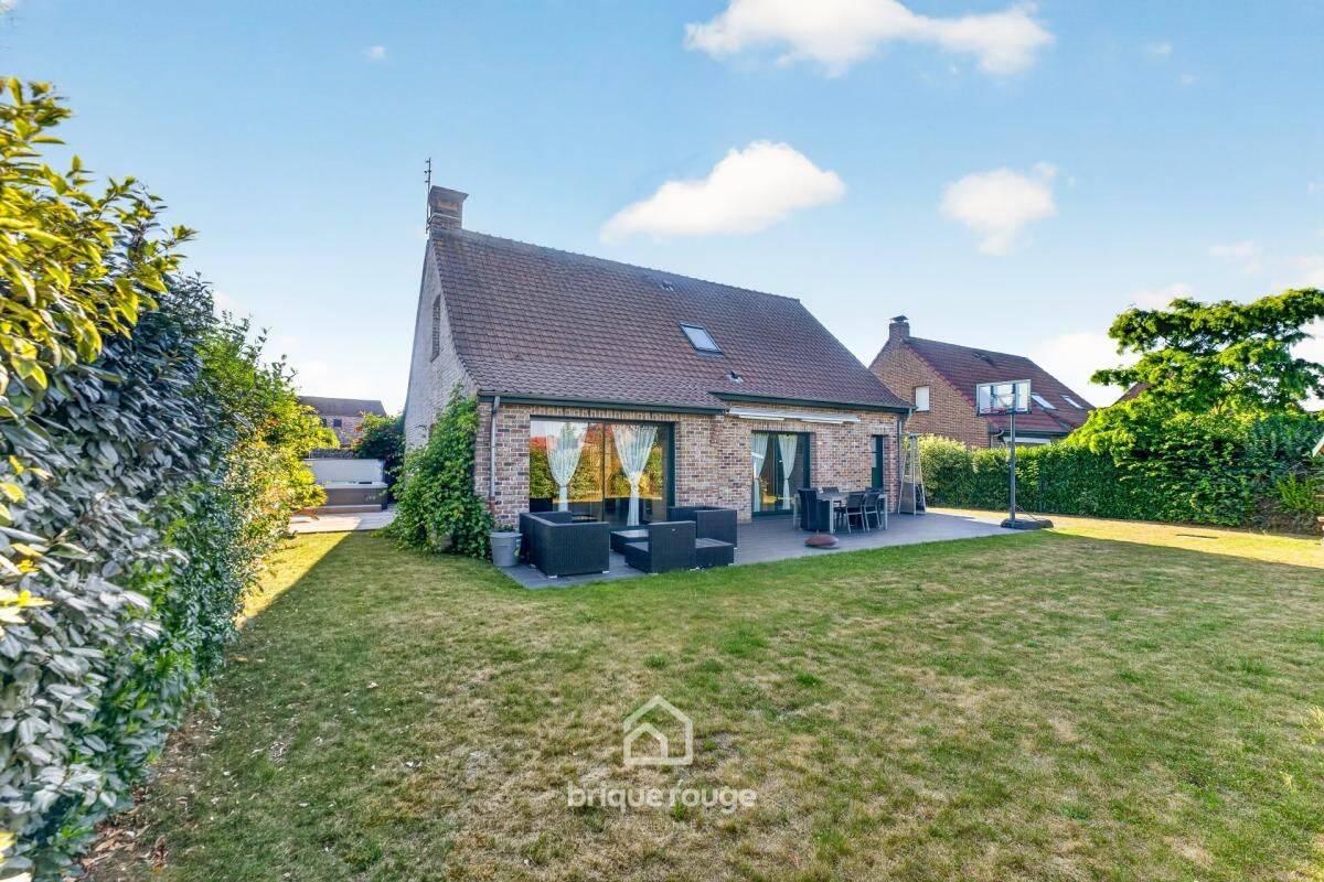 Maison 5 pièces 131 m² · à Radinghem-en-Weppes · 131 m² · 579 500 €