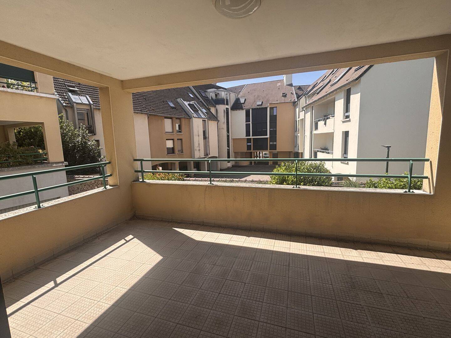 Appartement 3 pièces 70 m² · à Sens · 69,7 m² · 138 000 €