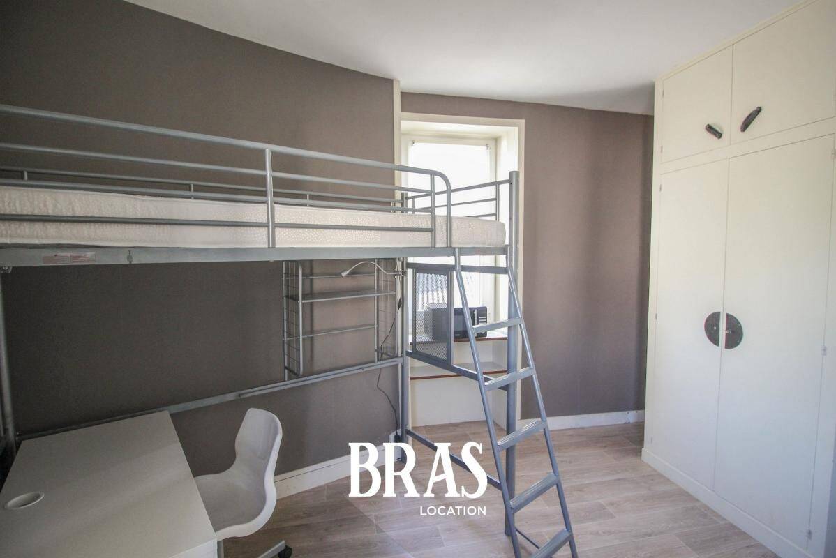 Appartement 1 pièce 12 m² · à Nantes · 12 m² · 375 €
