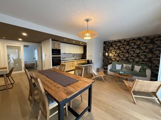 Appartement à louer 1 310 € 3 pièces 2 chambres 77,2 m² 1er étage Colmar 68000