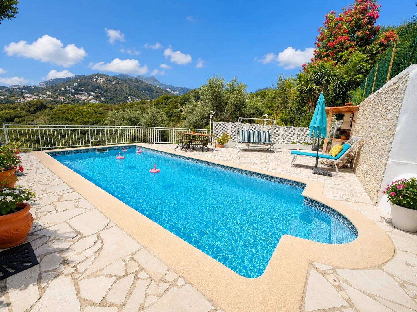 Maison 7 pièces 136 m² · à Menton · 136 m² · 1 425 000 €