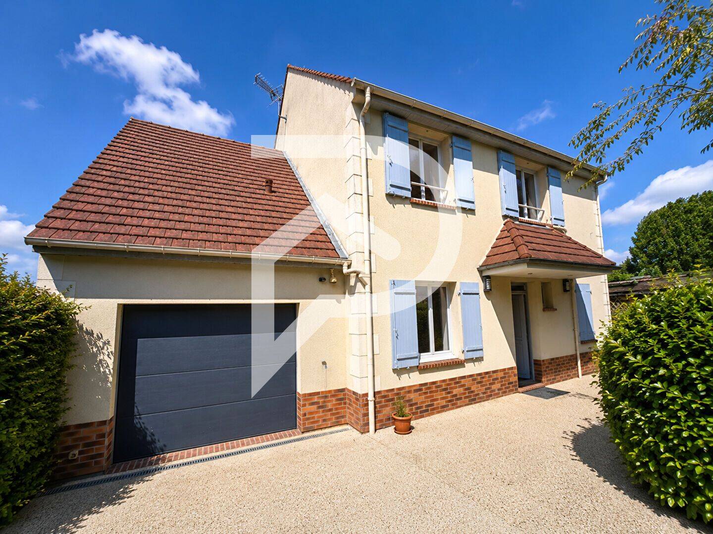 Maison 8 pièces 160 m² · à Méru · 160 m² · 289 474 €