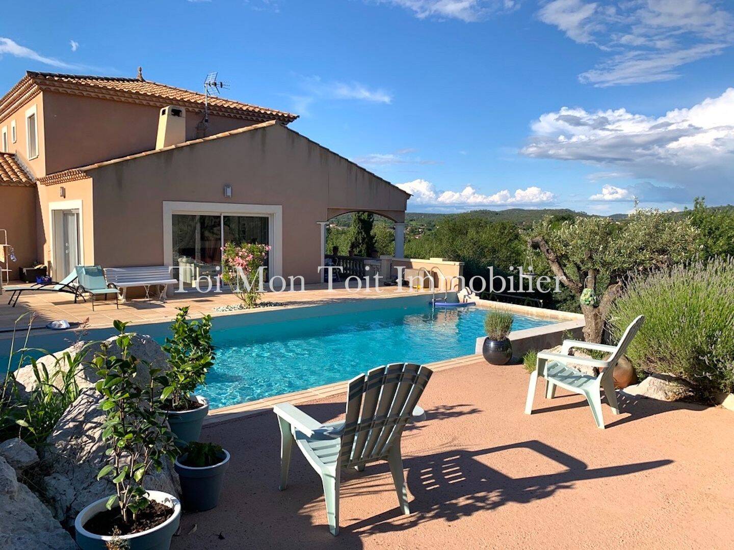 Maison 6 pièces 213 m² · à Quissac · 213 m² · 425 000 €