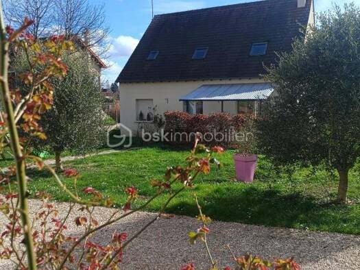 Maison à vendre 269 000 € 6 pièces 4 chambres 126 m² 746 m² de terrain Varennes-sur-Seine 77130