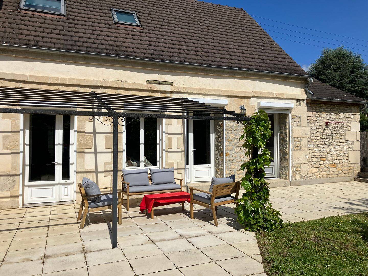 Maison 4 pièces 106 m² · à Mouy · 106 m² · 1 150 €