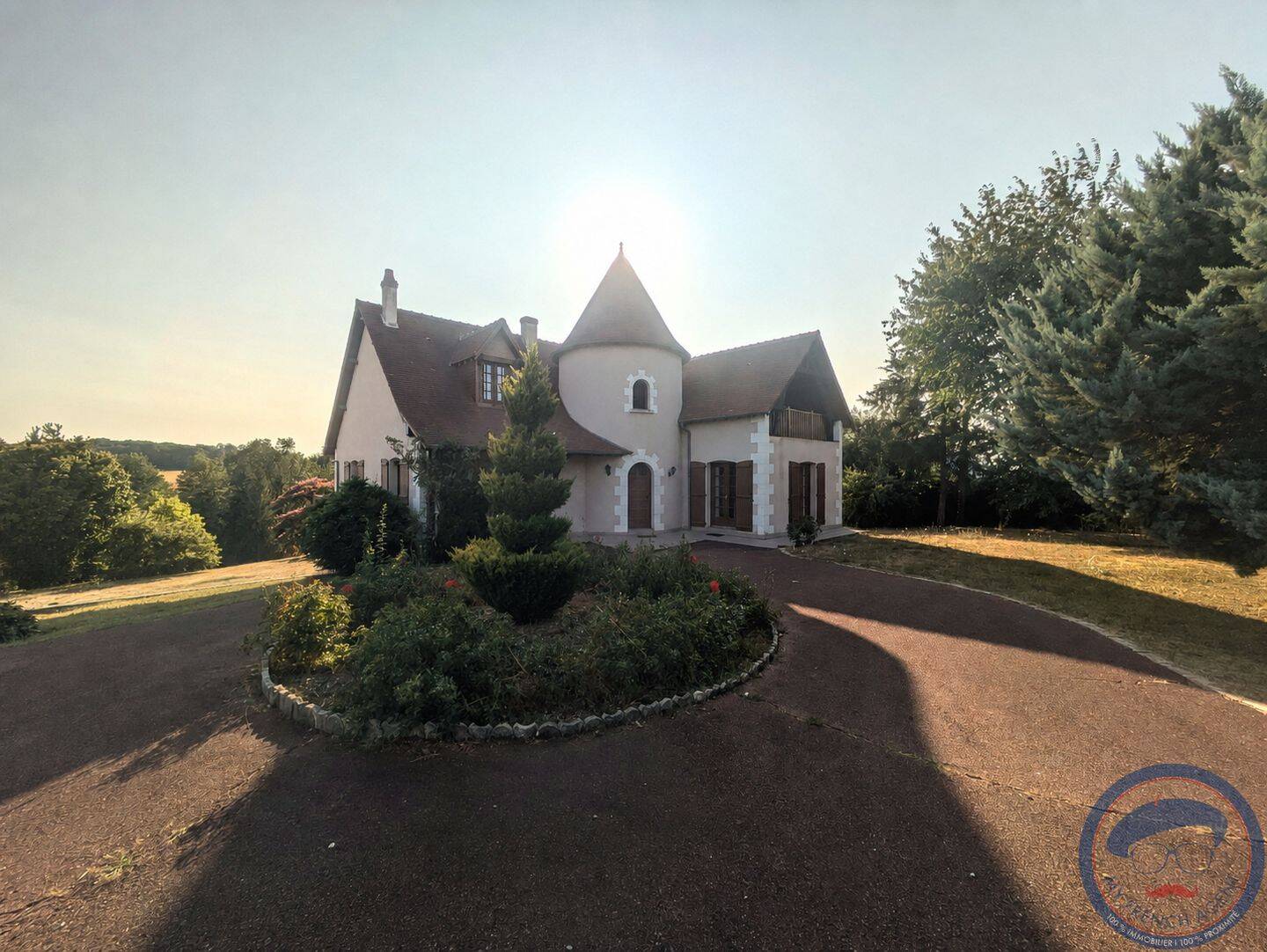 Maison 11 pièces 185 m² · à Chambourg-sur-Indre · 185 m² · 327 600 €