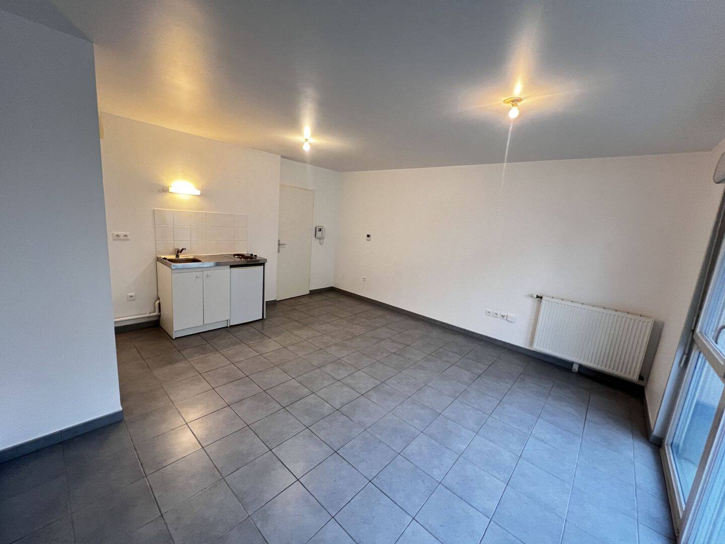 Appartement 2 pièces 44 m² · à Pont-de-Metz · 44 m² · 690 €/mois