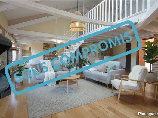 Duplex à vendre 140 000 € 4 pièces 3 chambres 103 m² Étage 3/3 Cahors 46000