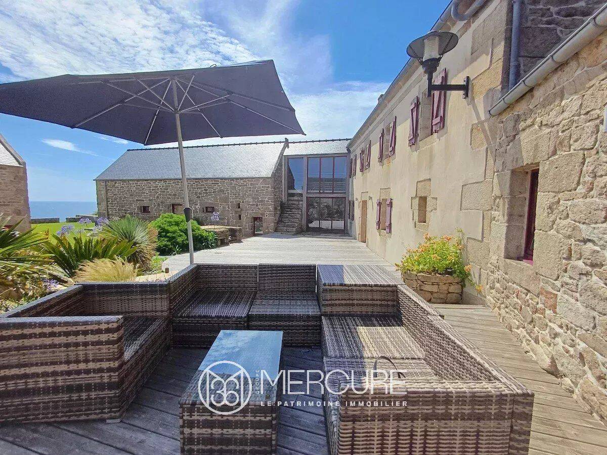 Maison 10 pièces 317 m² · à Audierne · 317,4 m² · 1 870 000 €