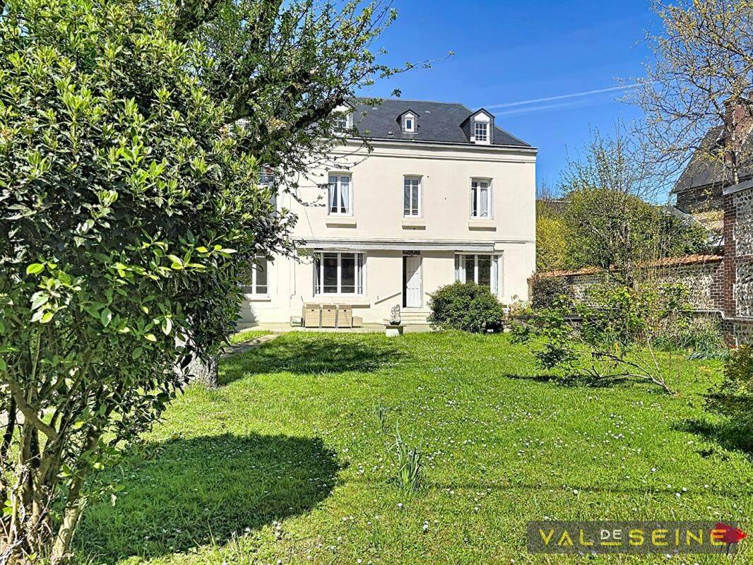 Maison 7 pièces 207 m² · à Rouen · 207 m² · 728 000 €