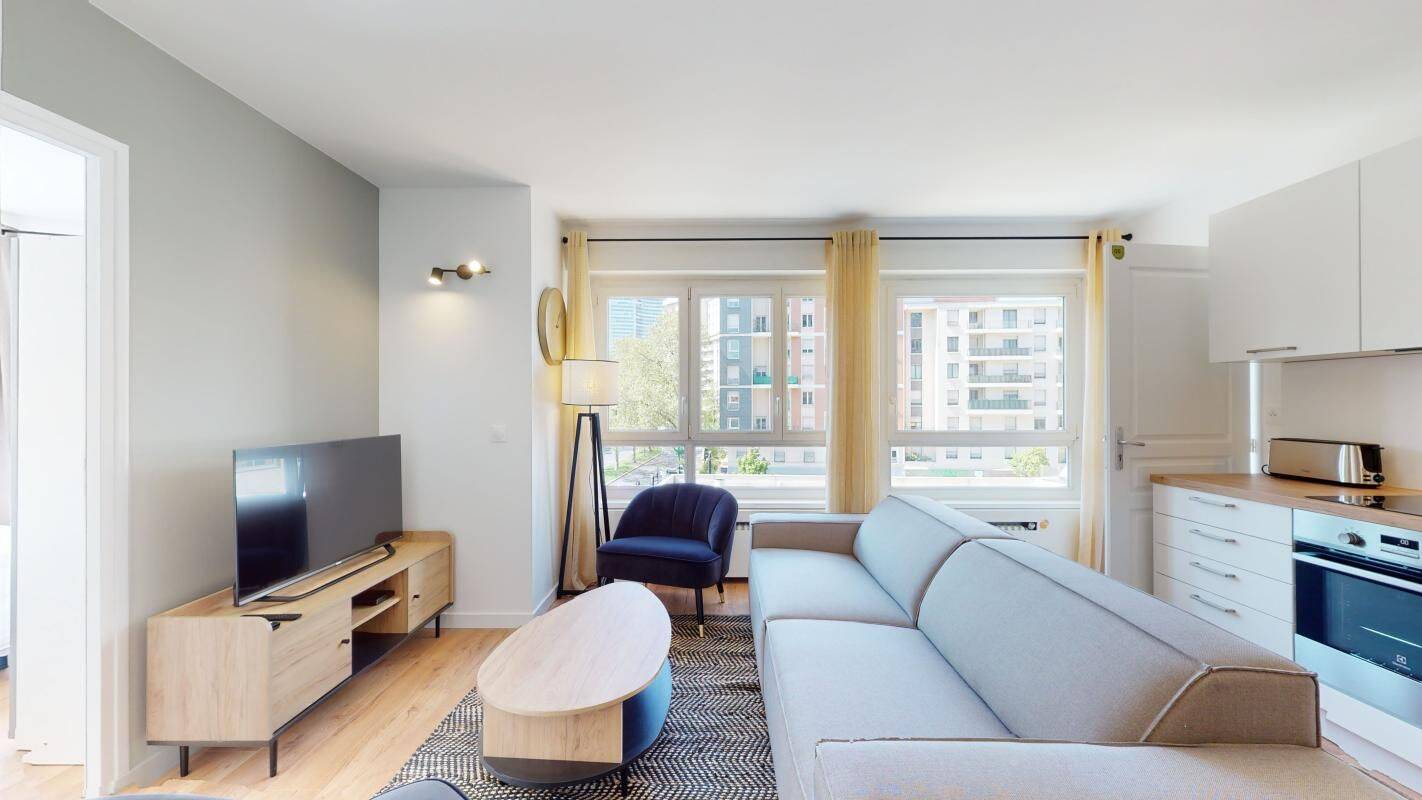 6 pièces 104 m² · à Courbevoie · 104 m² · 906 €