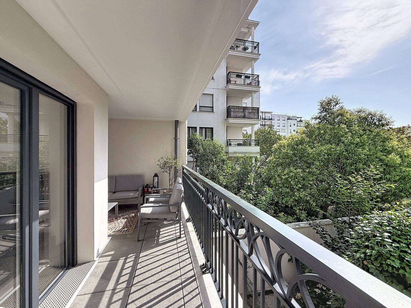 Appartement 4 pièces 85 m² · à Suresnes · 85,1 m² · 699 000 €