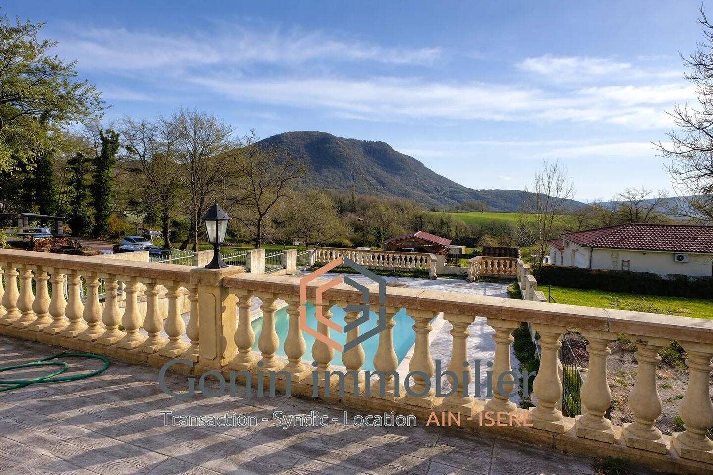 Maison 5 pièces 99 m² · à Sault-Brénaz · 98,8 m² · 239 000 €