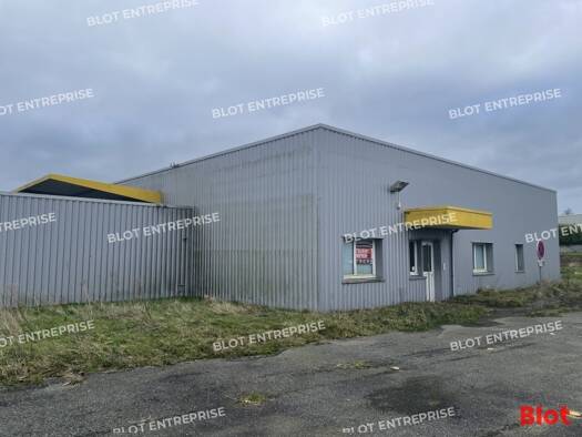 Entrepôt à louer 1 300 € 230 m² d'espace de stockage La Motte Plabennec 29860