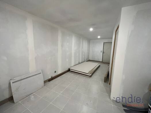 Local commercial à vendre 46 000 € 59 m² de surface de vente Ville Haute-Exterieur Bas Gray 70100