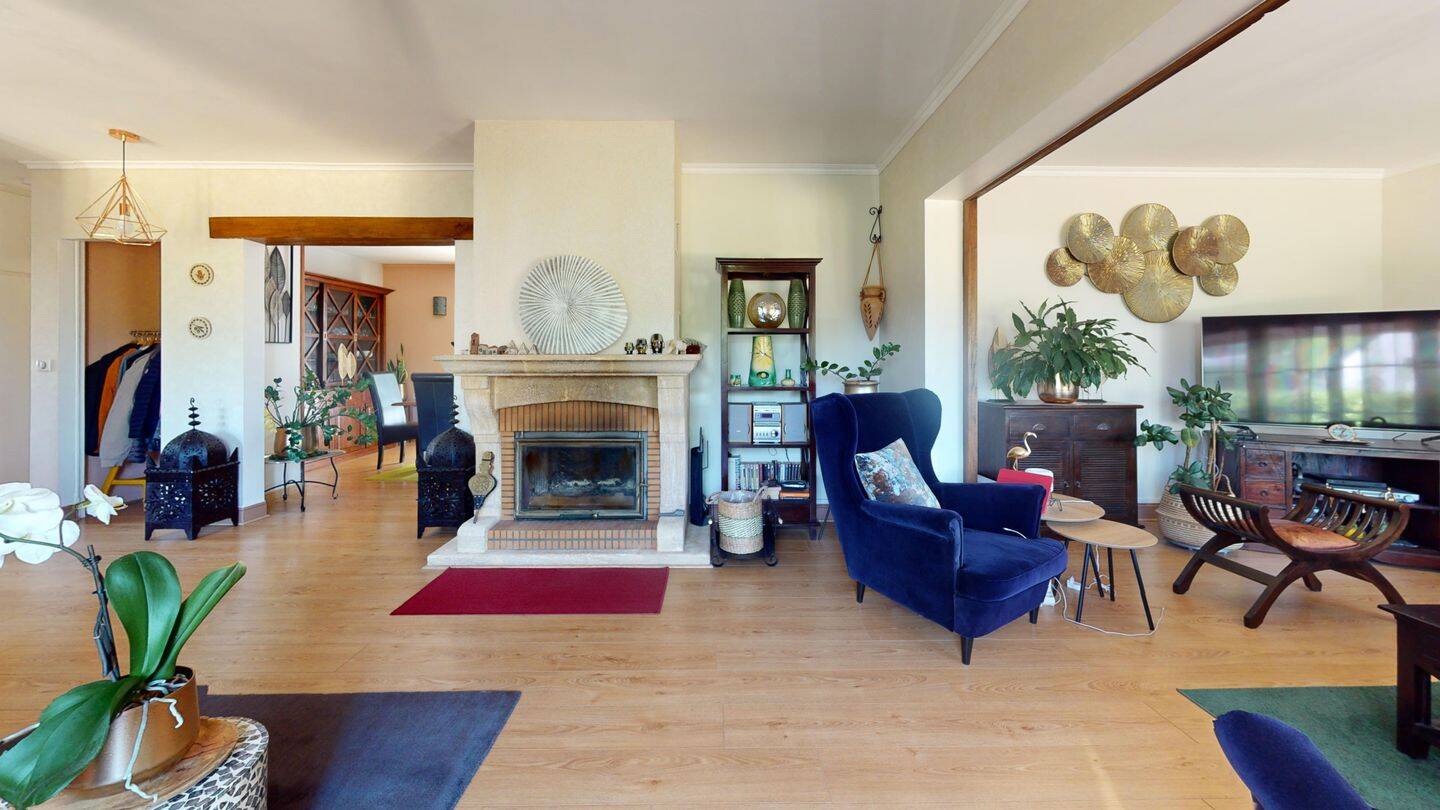 Maison 7 pièces 185 m² · à Amboise · 185 m² · 449 000 €