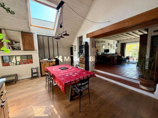 Maison de ville à vendre 299 000 € 6 pièces 3 chambres 110,4 m² 150 m² de terrain Centre Ville Rive Gauche Laval 53000