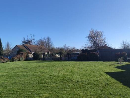 Terrain constructible à vendre 69 000 € 921 m² de terrain Seurre 21250