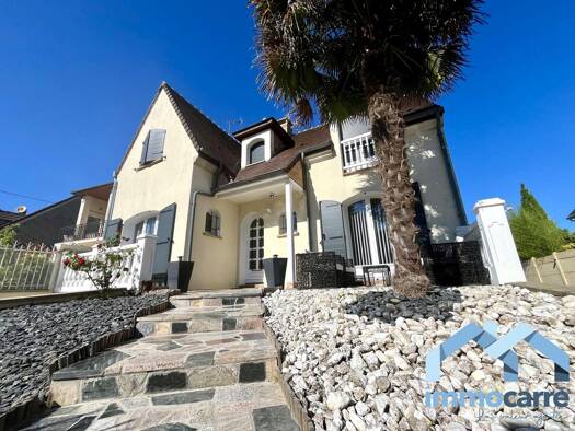 Maison à vendre 430 000 € 6 pièces 4 chambres 148 m² 413 m² de terrain Ozoir-la-Ferrière 77330