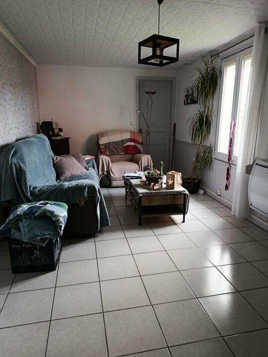 Maison 4 pièces 89 m² · à Mézières-en-Santerre · 89 m² · 844 €/mois