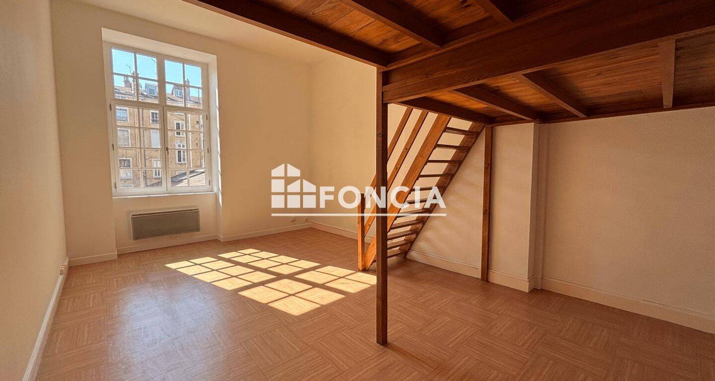 Appartement 2 pièces 55 m² · à Lyon 2ème Arrondissement · 55,1 m² · 860 €/mois