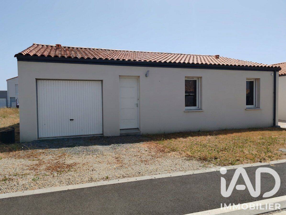 Maison 4 pièces 78 m² · à Beauvoir-sur-Mer · 78,3 m² · 220 000 €