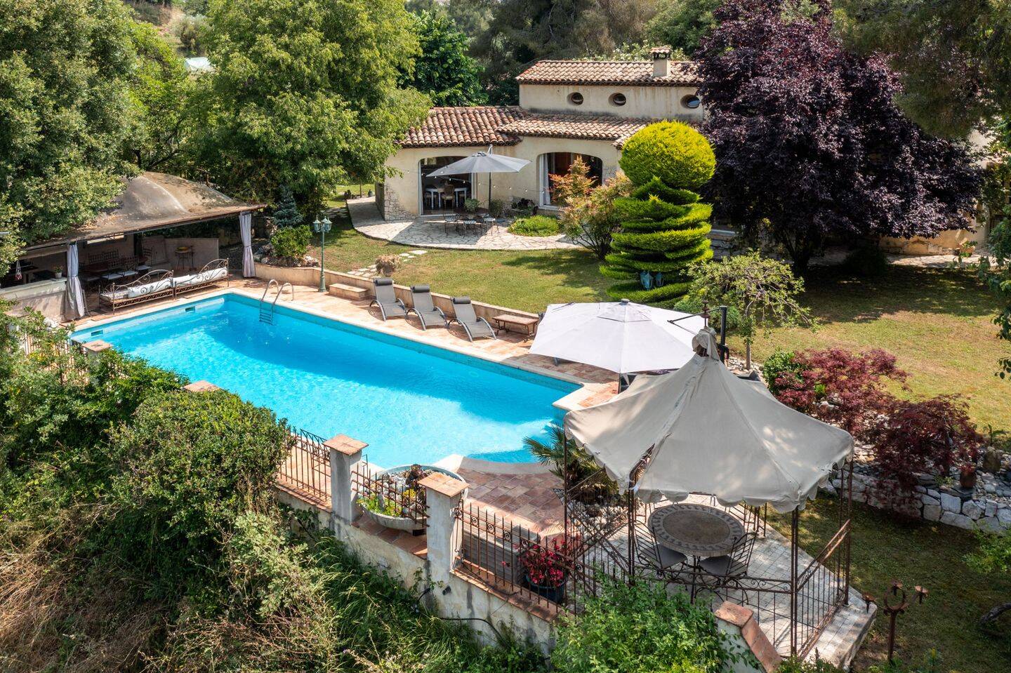 Maison 5 pièces 165 m² · à La Gaude · 165 m² · 900 000 €