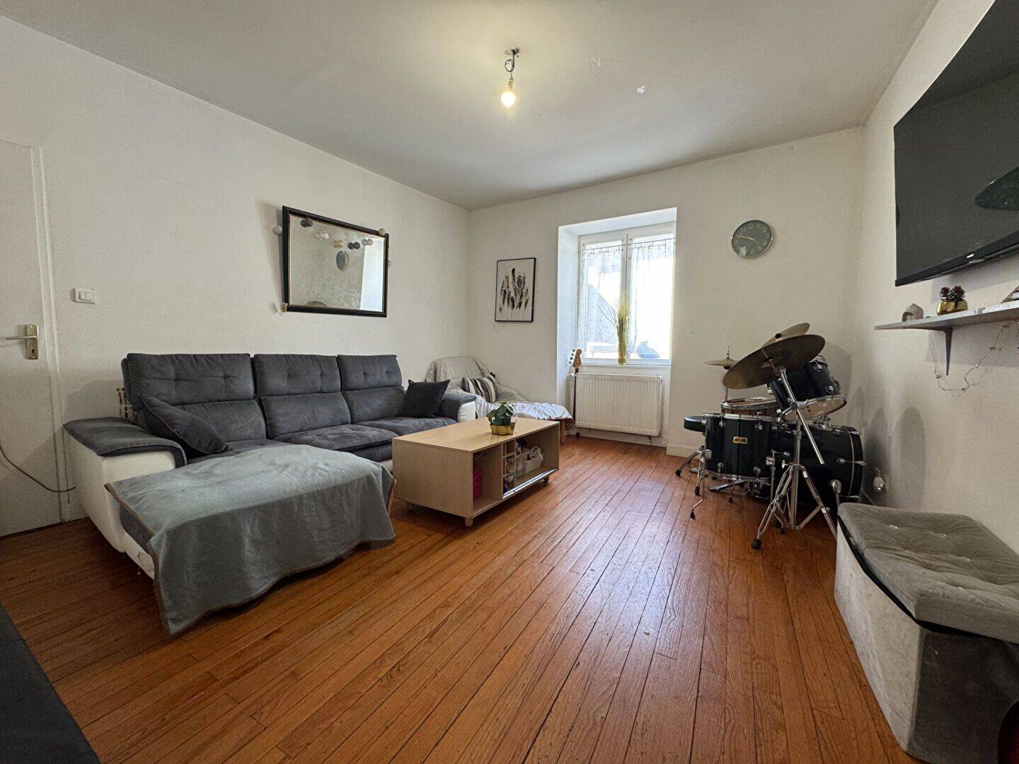 Maison 6 pièces 148 m² · à Beaufort-Orbagna · 148 m² · 139 000 €