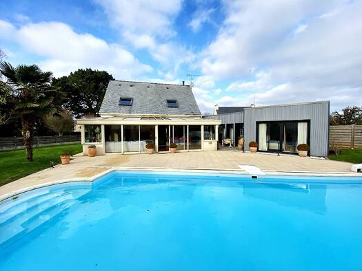 Maison à vendre 395 162 € 8 pièces 4 chambres 198 m² 1 001 m² de terrain Les Villages Saint-Brieuc 22000