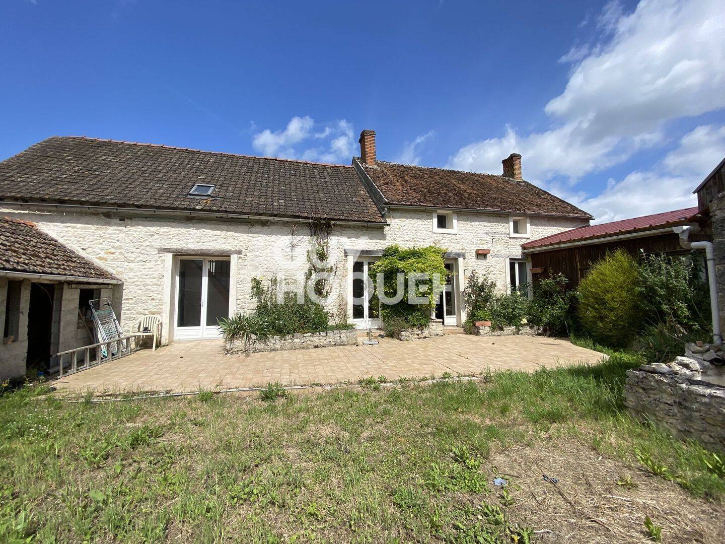 Maison 10 pièces 235 m² · à Puiseaux · 234,5 m² · 190 000 €