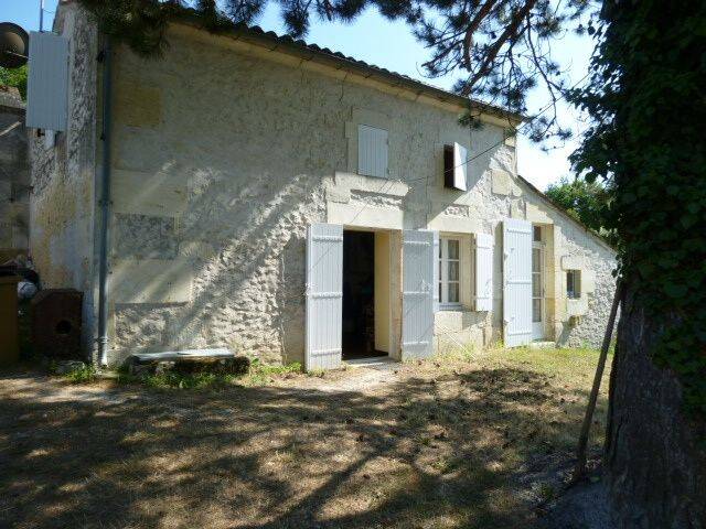 Maison 3 pièces 69 m² · à Saint-Sauvant · 68,8 m² · 585 €