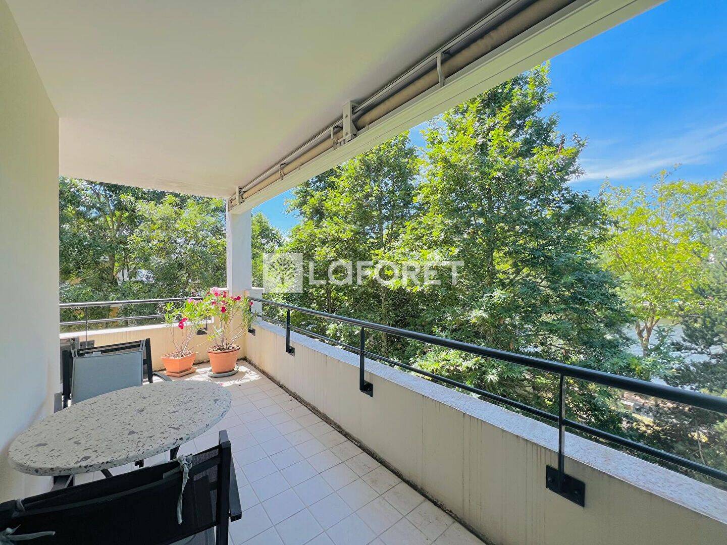 Appartement 4 pièces 77 m² · à Saint-Ouen-l'Aumône · 77 m² · 279 000 €
