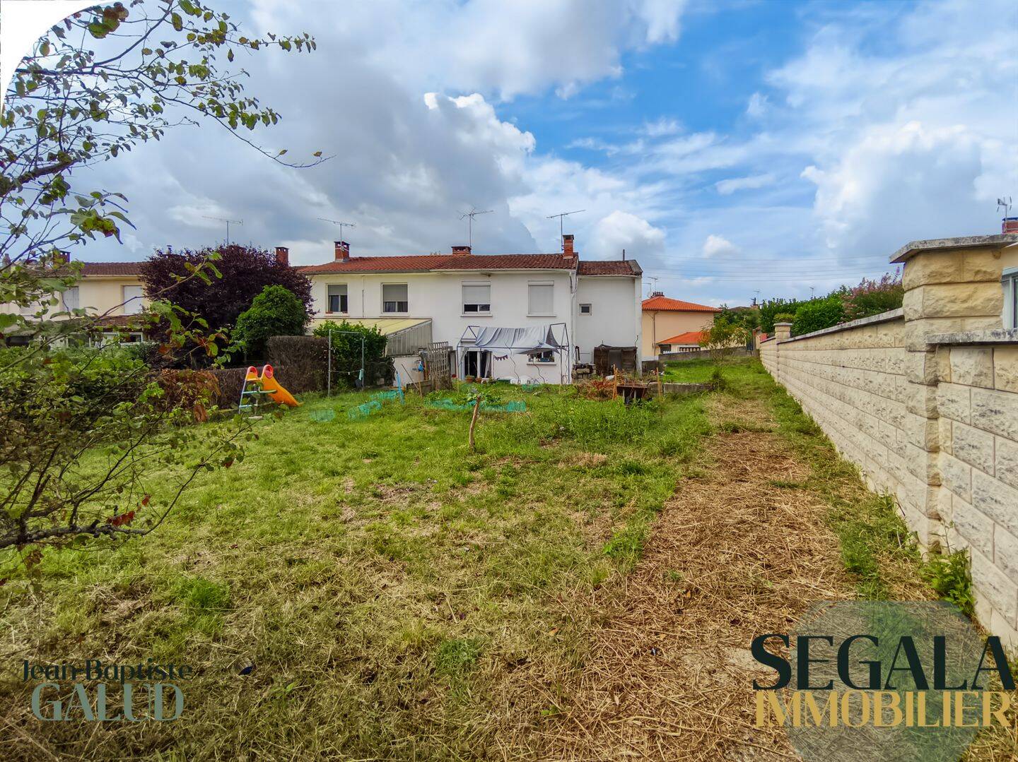 Maison 5 pièces 106 m² · à Saint-Benoît-de-Carmaux · 106 m² · 125 000 €
