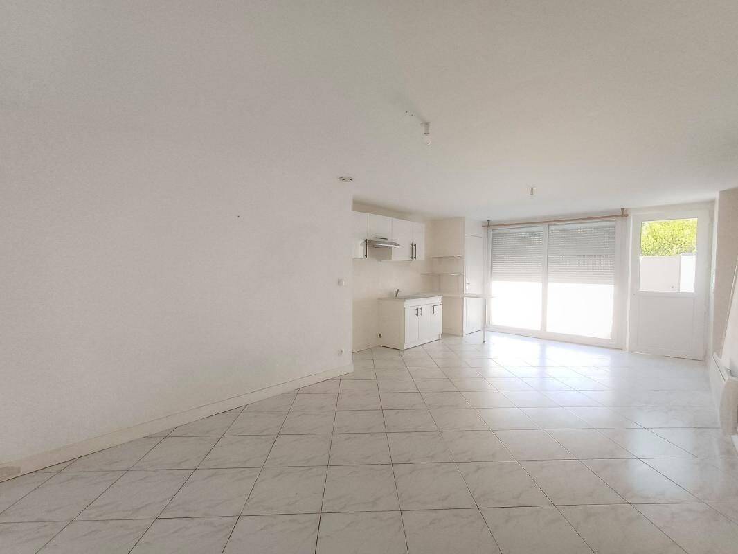 Maison 4 pièces 84 m² · à Lorris · 84 m² · 600 €