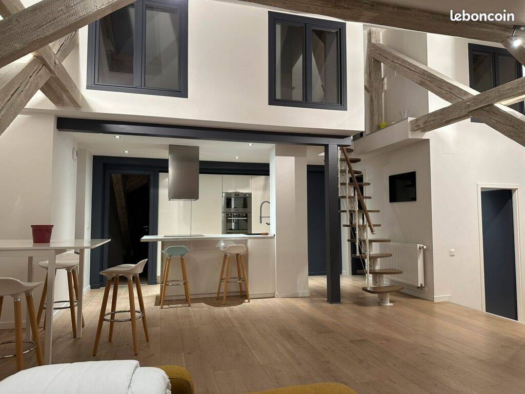 Appartement 3 pièces 90 m² · à Strasbourg · 90 m² · 1 890 €
