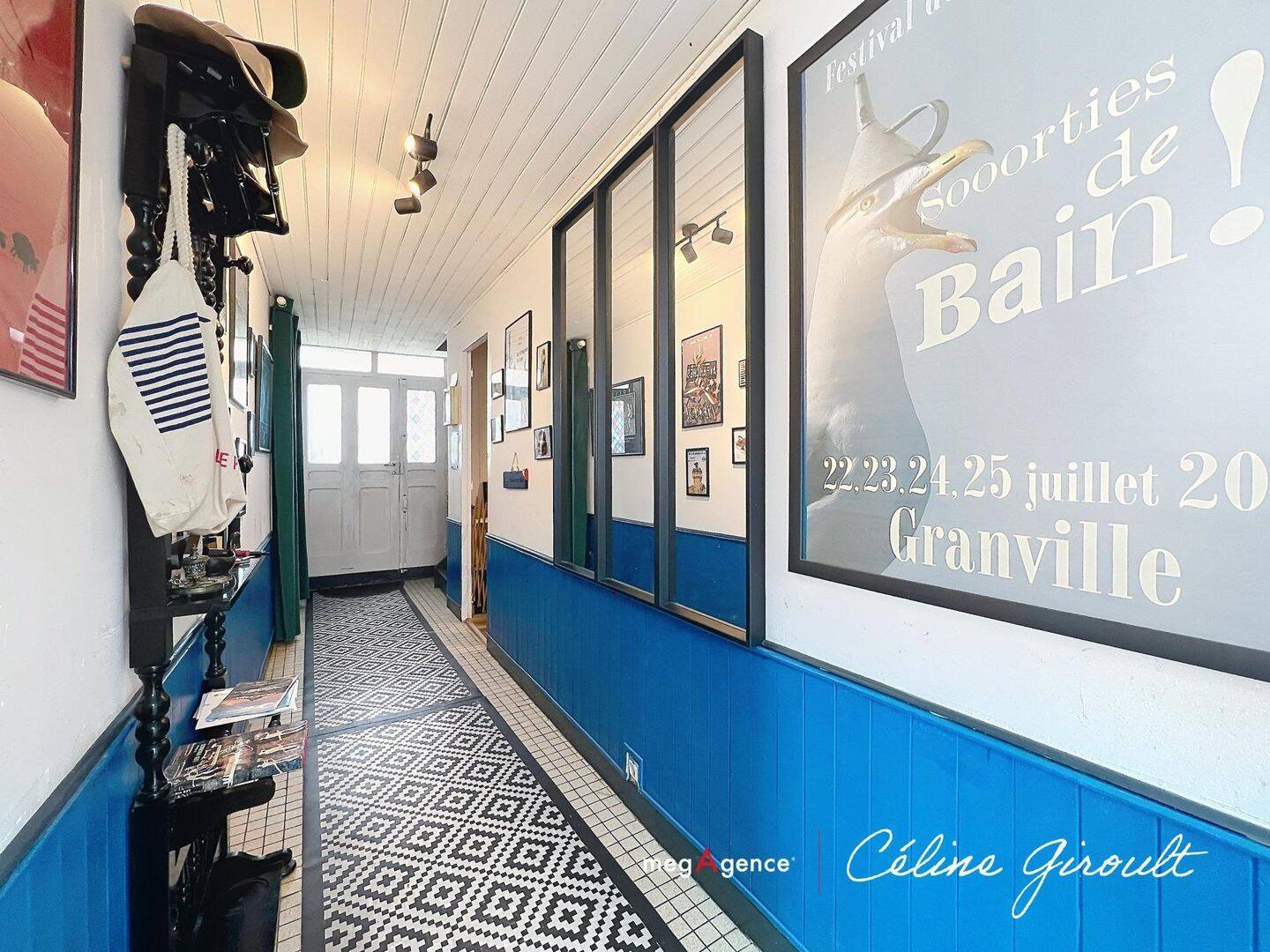 Maison 7 pièces 190 m² · à Genêts · 190 m² · 340 000 €