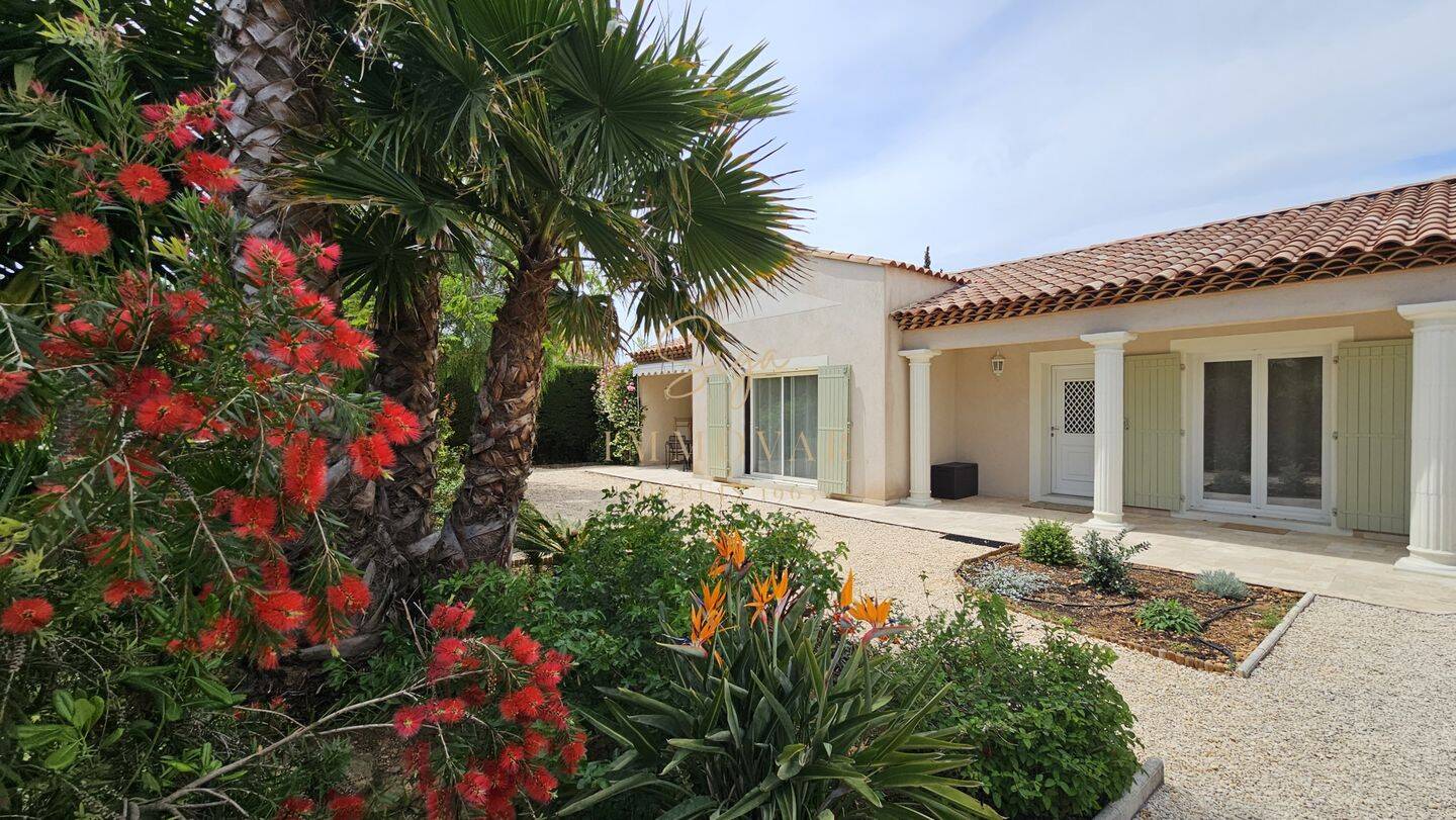 Maison 4 pièces 123 m² · à Saint-Cyr-sur-Mer · 123 m² · 830 000 €