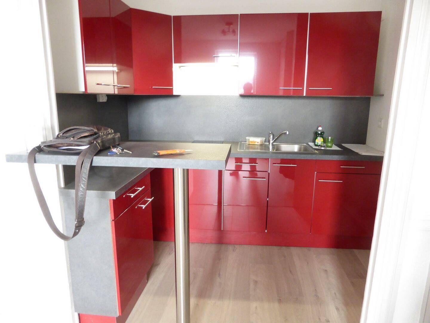 Appartement 3 pièces 50 m² · à Écully · 50 m² · 870 €