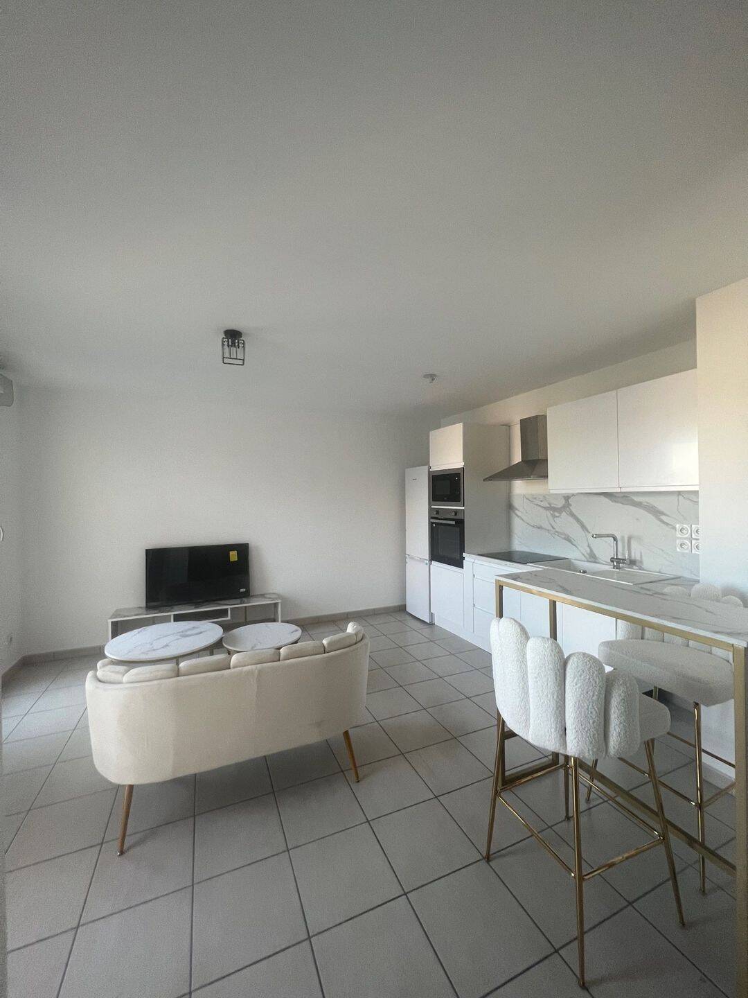 Appartement 2 pièces 43 m² · à Francheville · 43 m² · 952 €