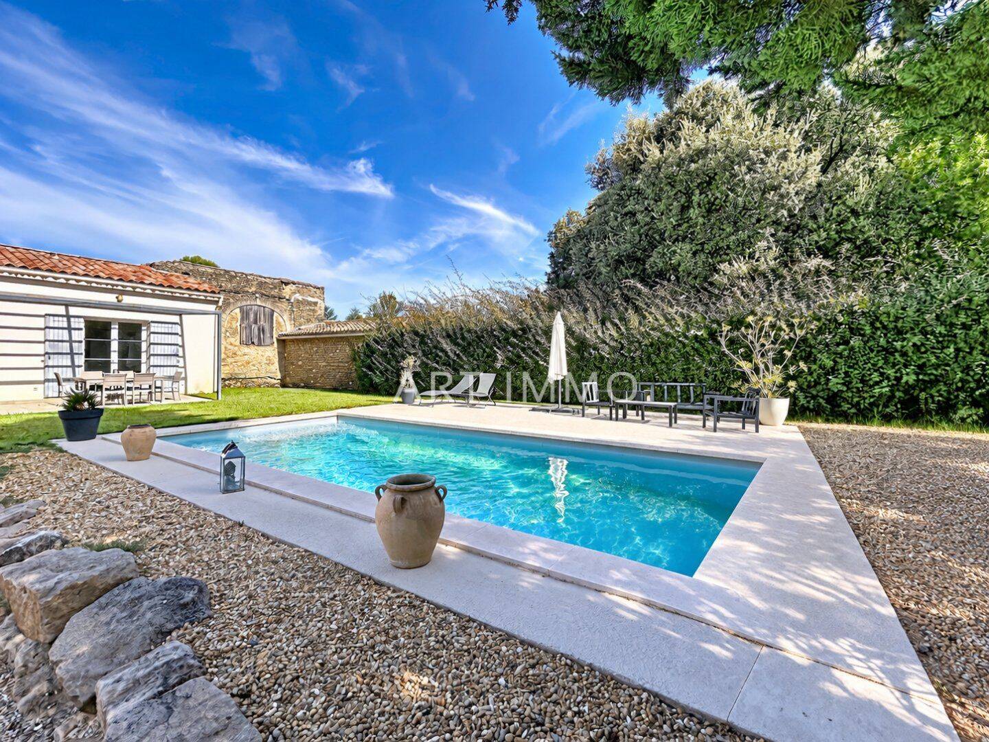 Maison 5 pièces 133 m² · à Maubec · 133 m² · 490 000 €