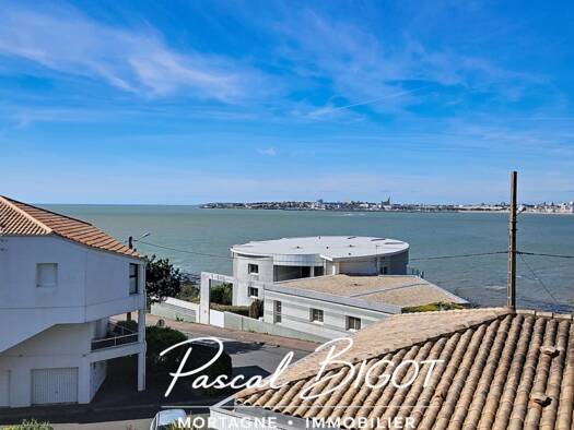 Appartement à vendre 260 000 € 2 pièces 1 chambre 29 m² 1er étage Nord Est Vallieres Saint-Georges-de-Didonne 17110